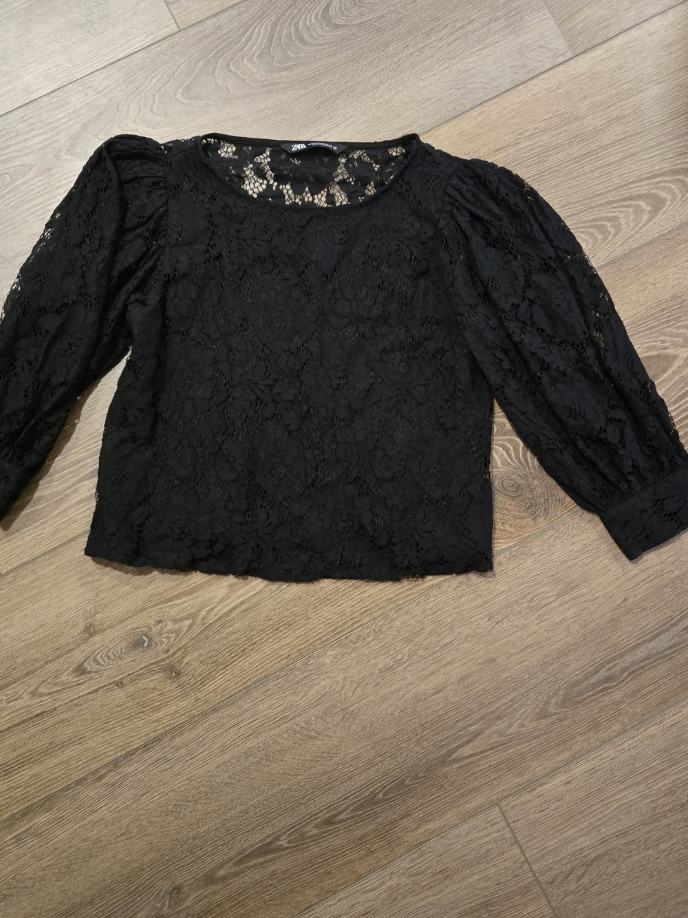 Zara Black Lace Puff-Sleeve Cropped Blouse